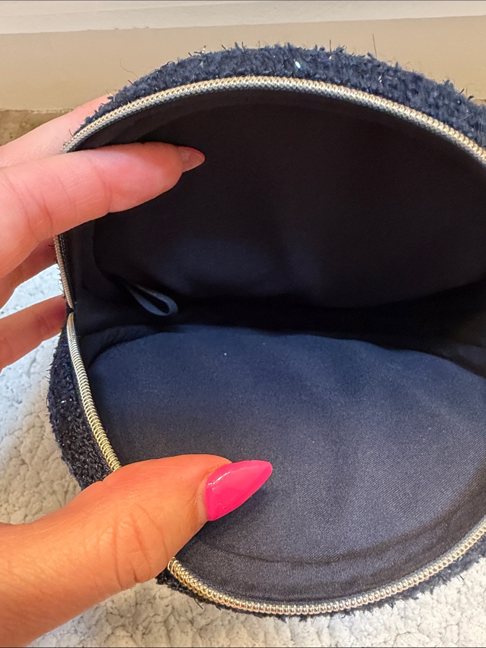 CHANEL Black Tweed Round Cosmetic Case with Gold Logo - Picture 4 of 4
